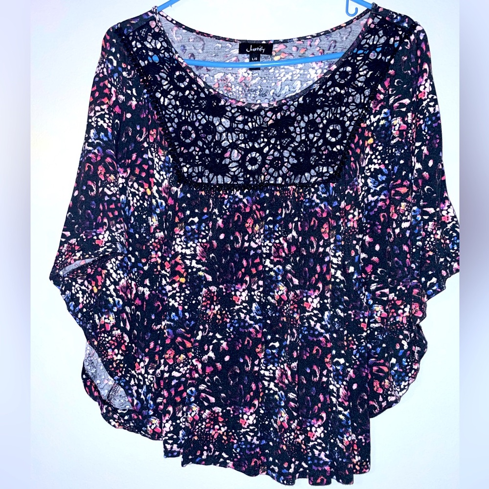 šøWomen's Floral Top - Black and Pink